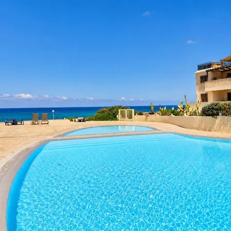 Paphosseaside Klorakas