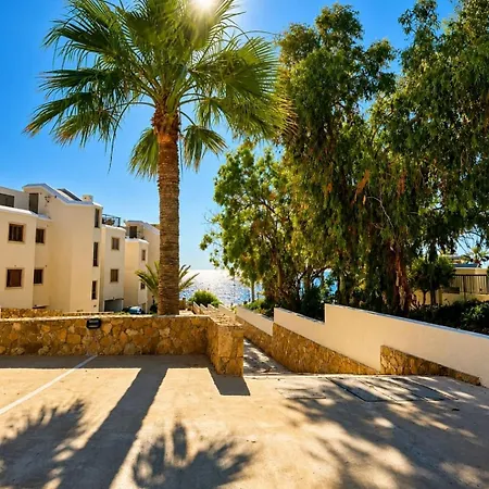 Apartment Paphosseaside Klorakas